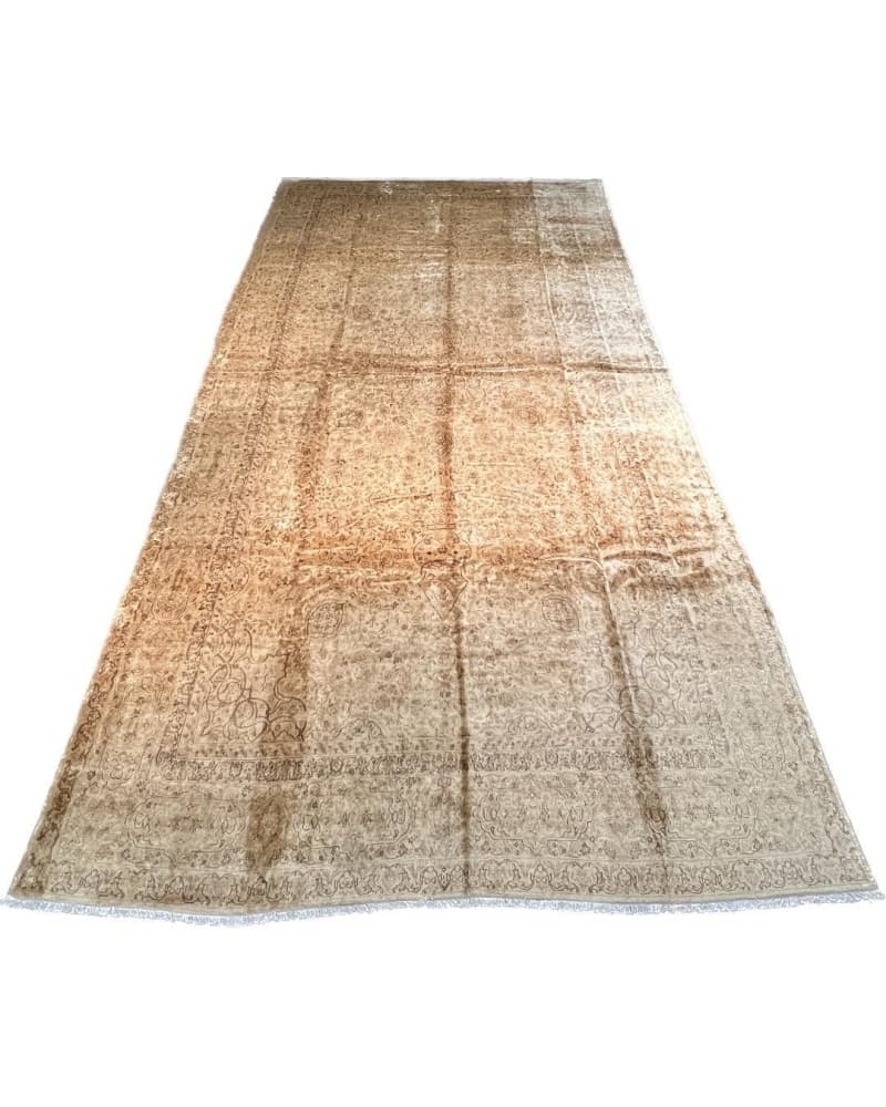 Old Kerman Wool view 2