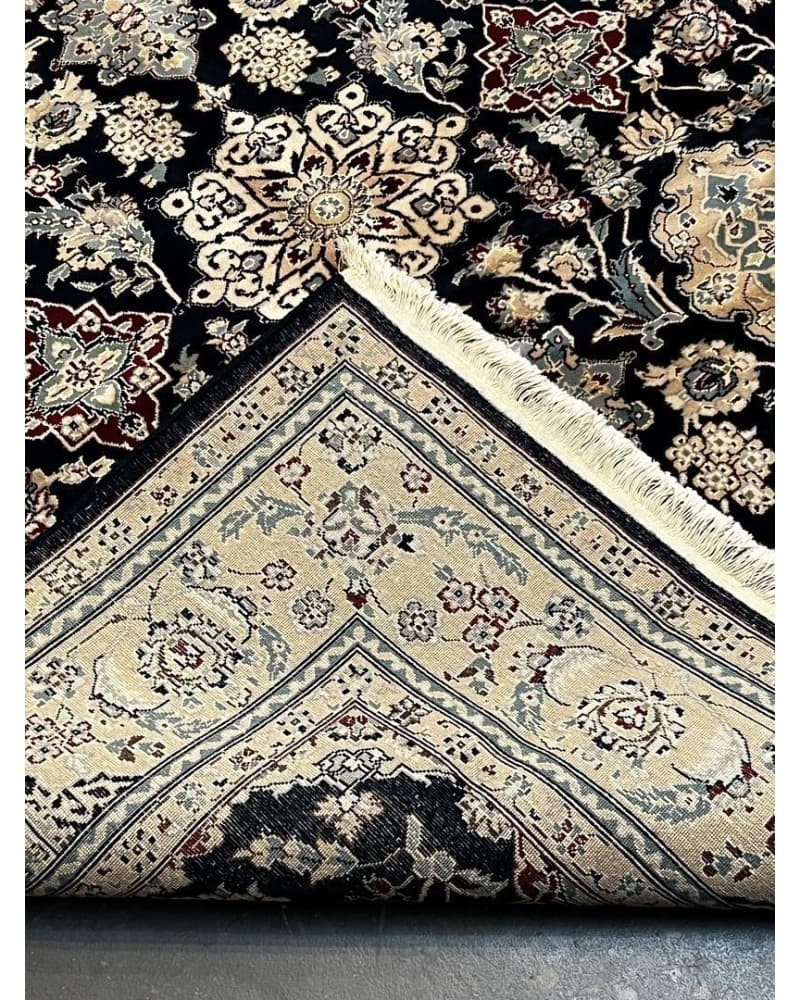 Tabriz Design Wool & Silk view 4