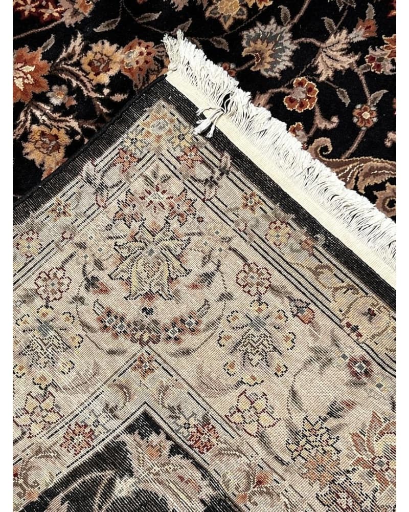 Tabriz Design Wool & Silk view 2