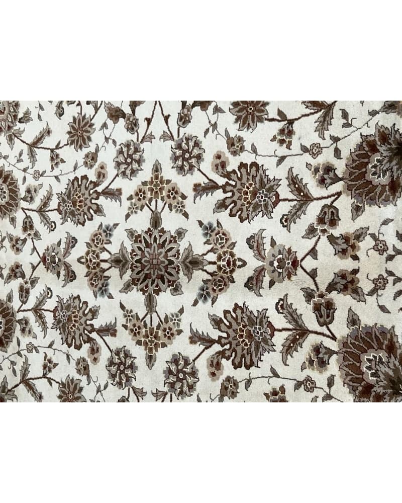 Tabriz Design Wool & Silk view 3