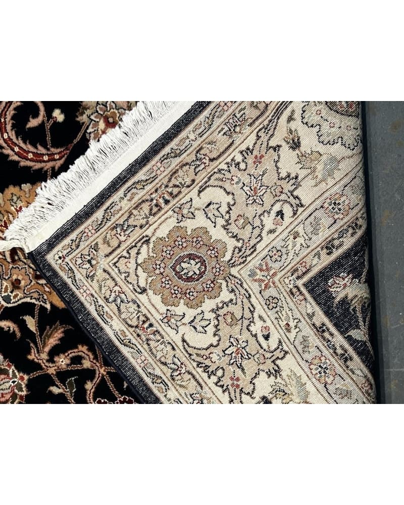 Tabriz Design Wool & Silk view 4