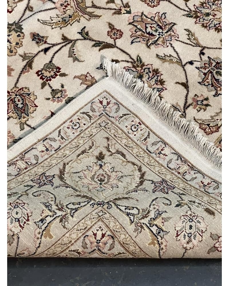 Nain Design Wool & Silk view 4