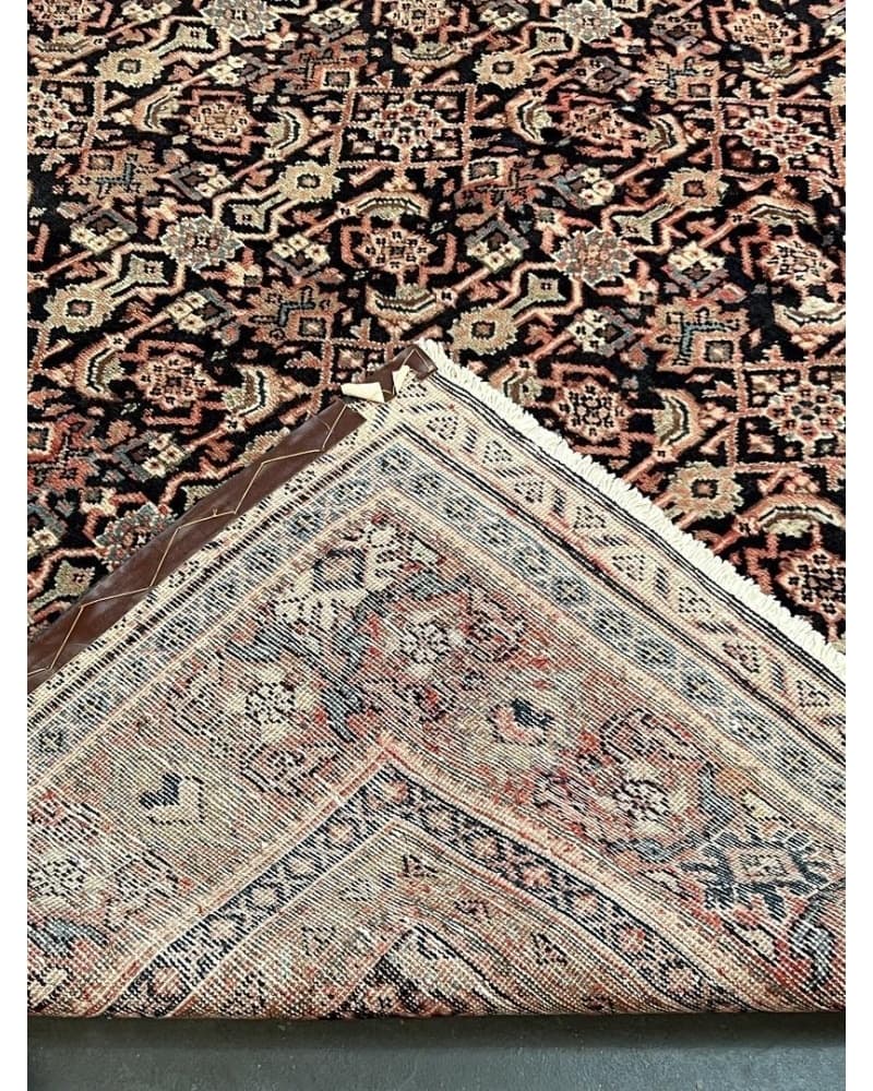 Old Tabriz Wool view 4