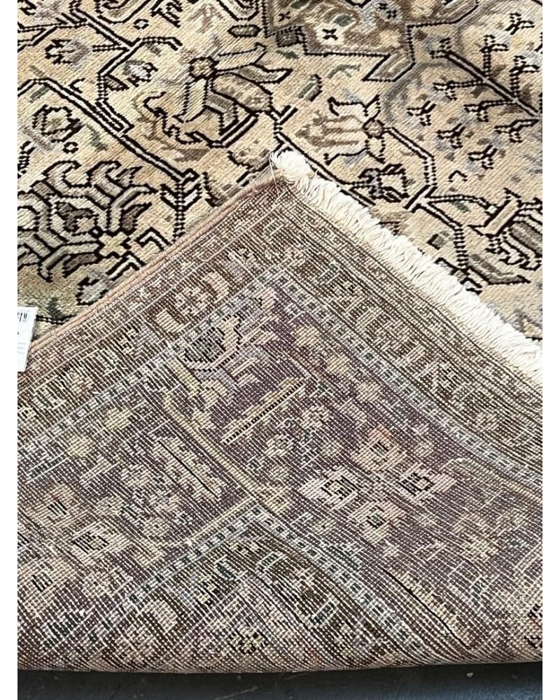 Tabriz Wool view 4