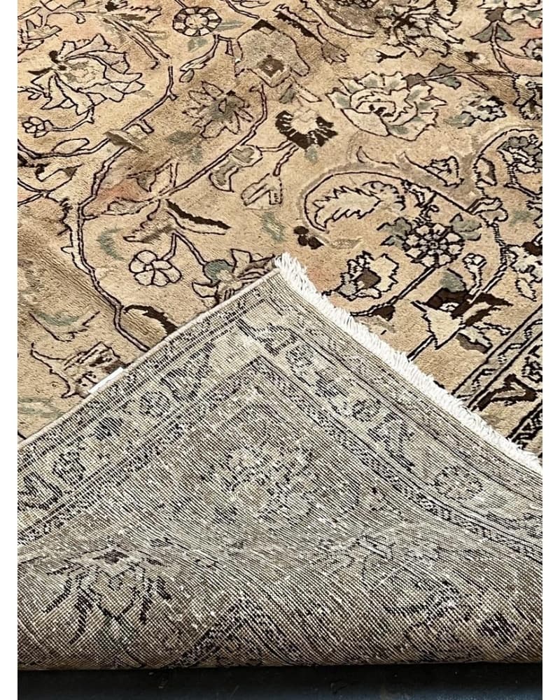 Old Tabriz Wool view 4