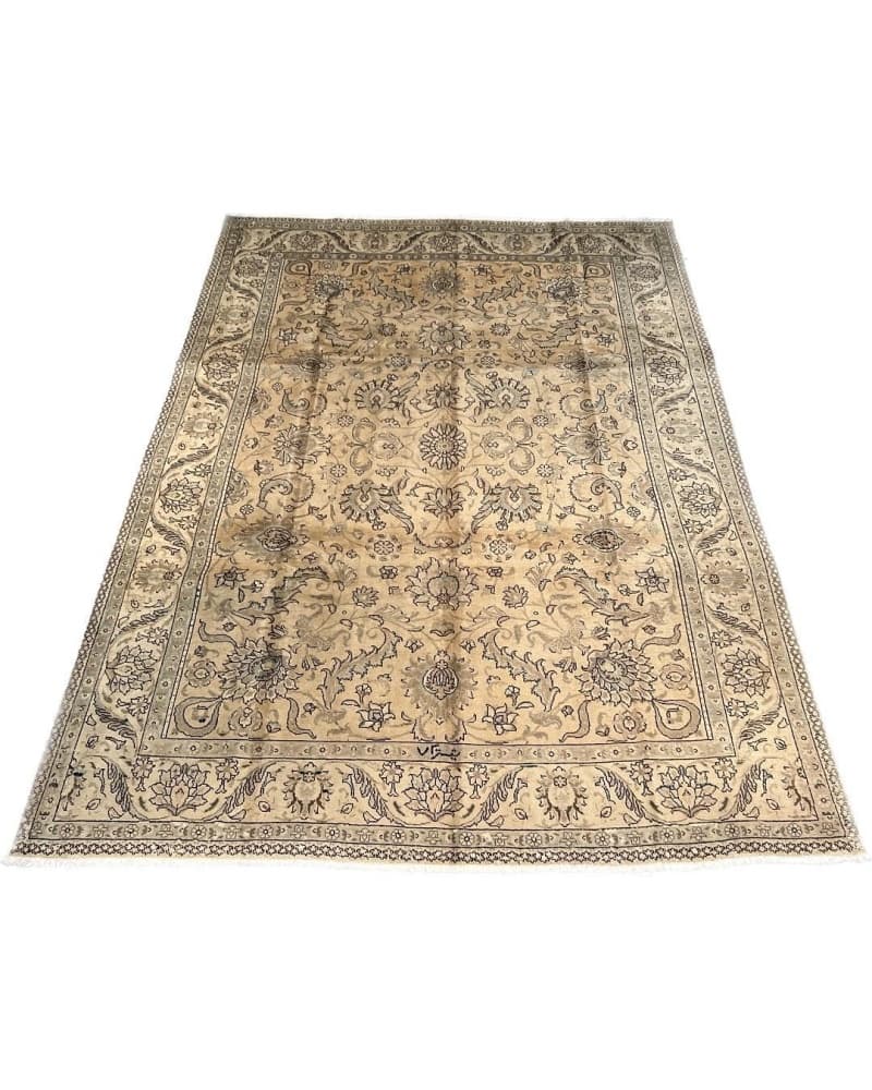 Old Tabriz Wool view 2