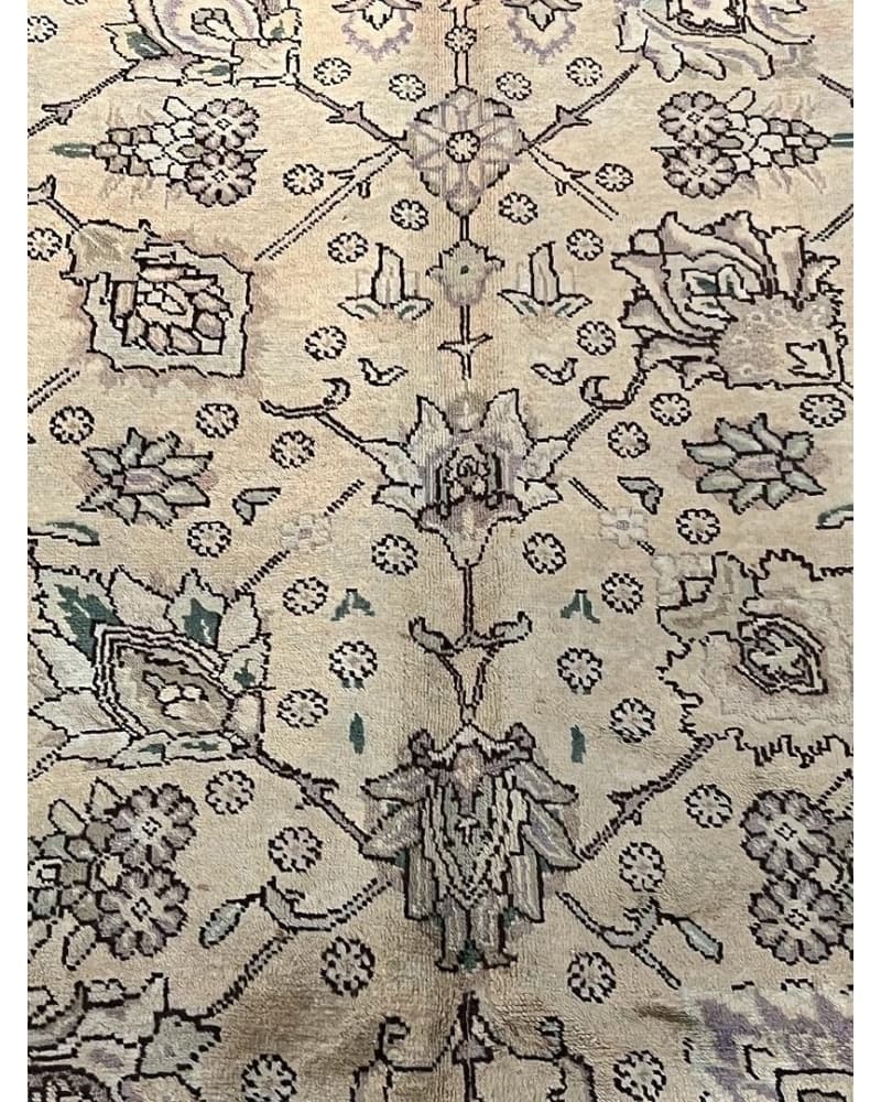Old Tabriz Wool view 3