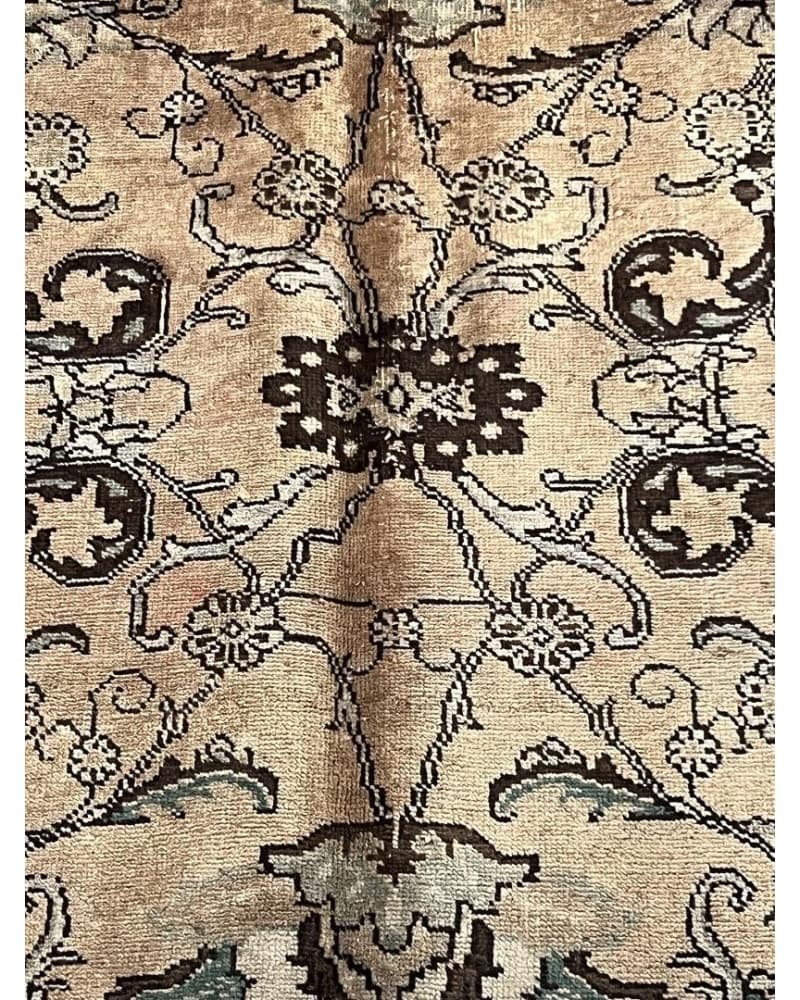 Old Tabriz Wool view 3