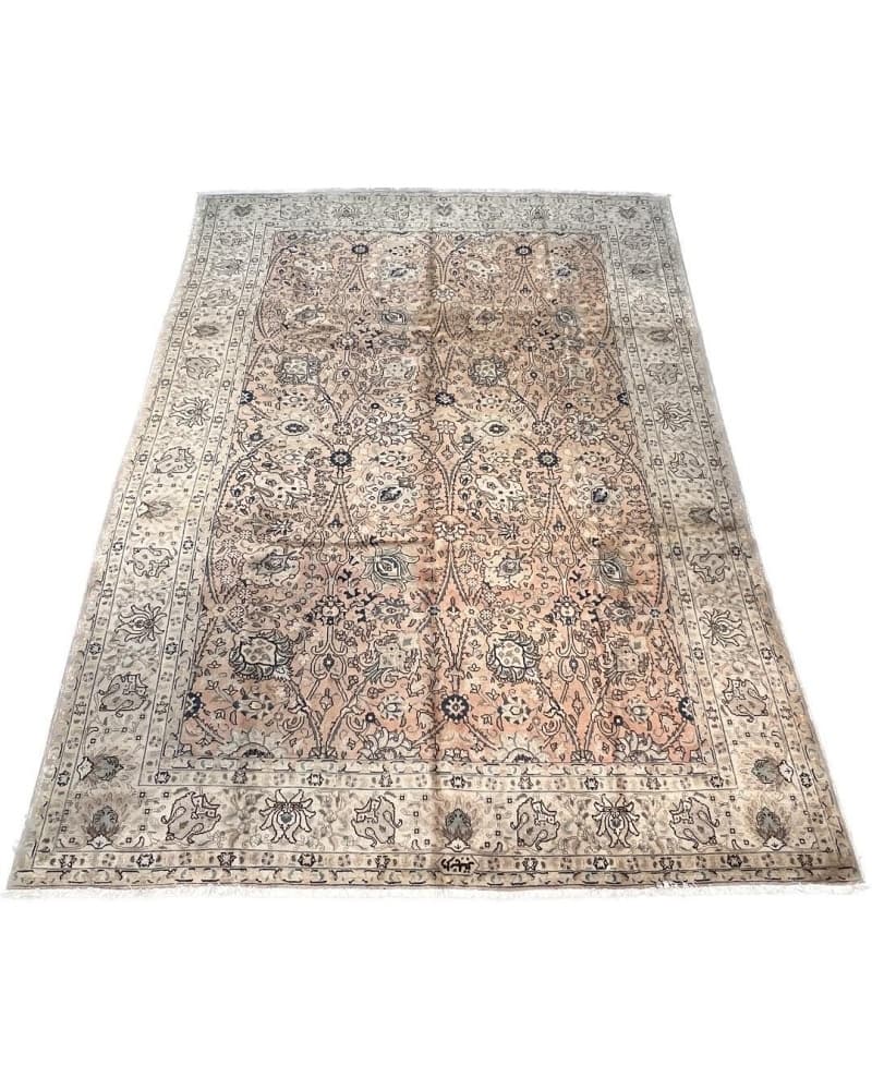 Old Tabriz Wool view 2