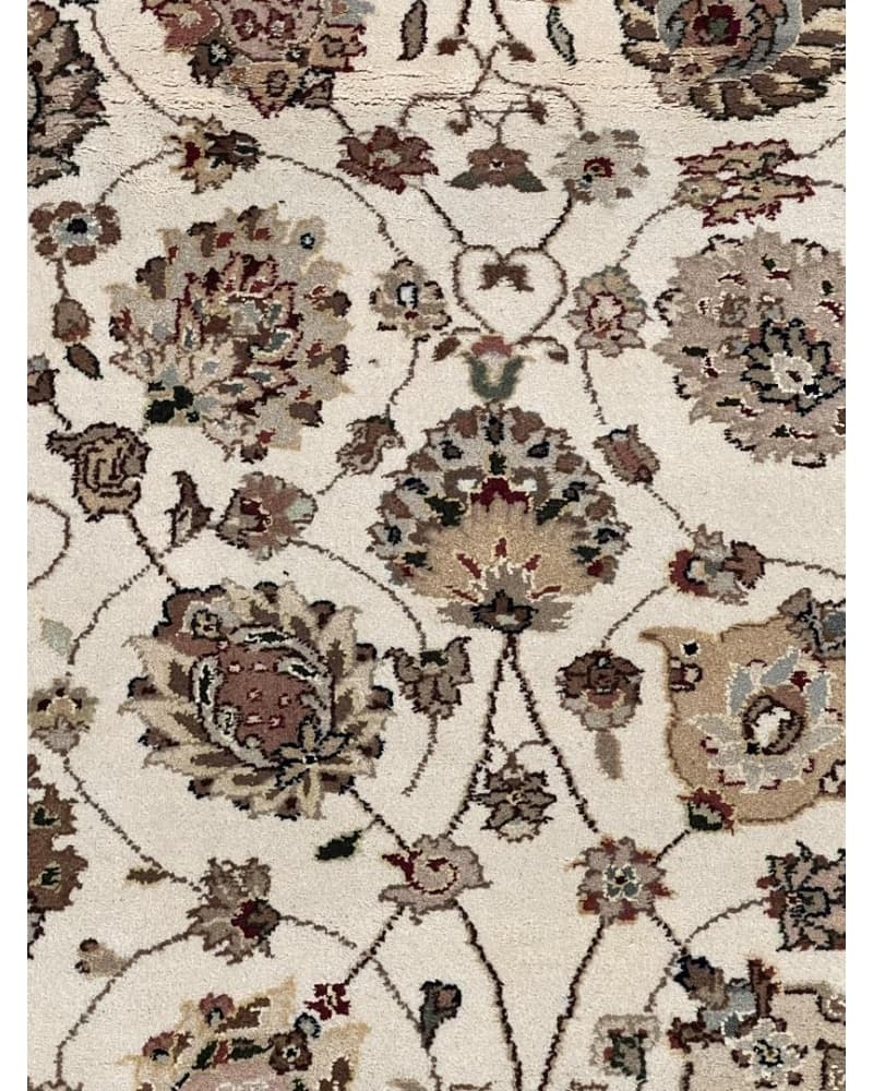 Tabriz Design Wool & Silk view 3