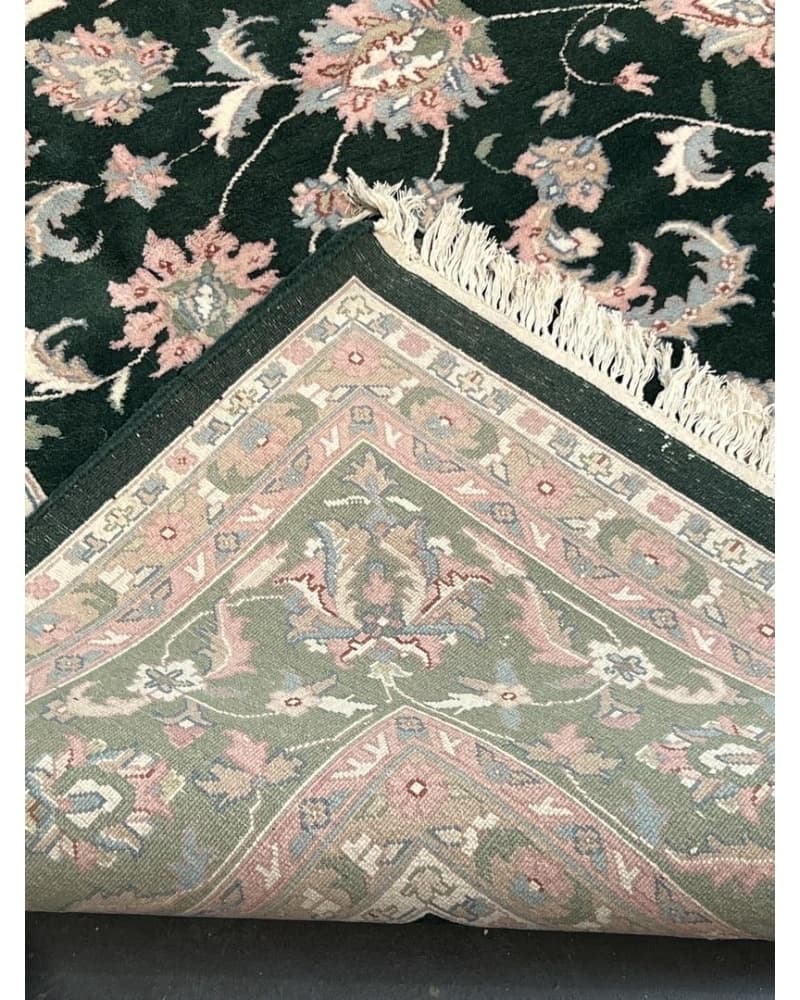 Kashan Wool view 4