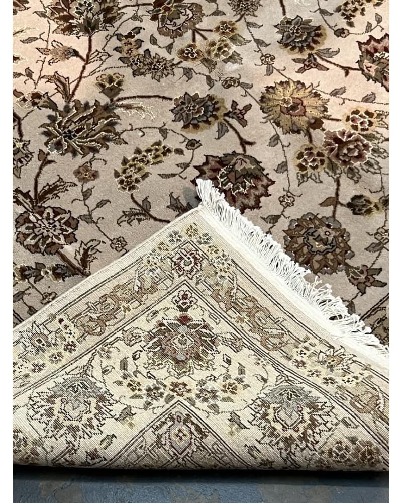 Tabriz Design Wool & Silk view 4