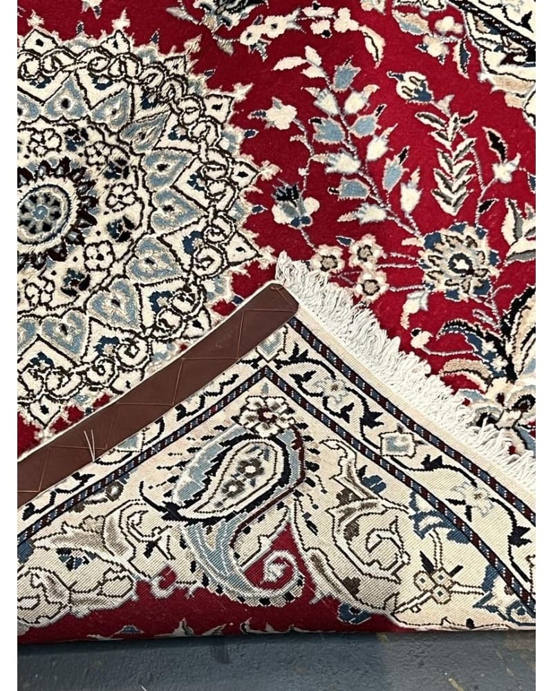 Nain Wool & Silk view 3