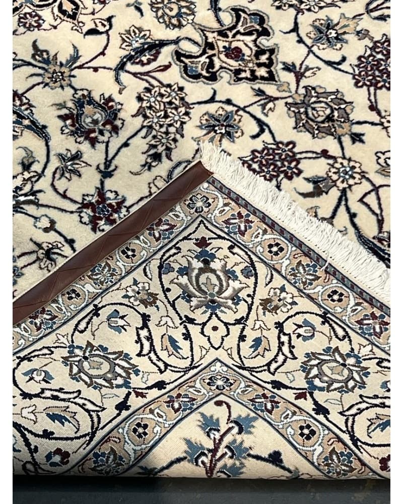 Nain Wool & Silk view 5