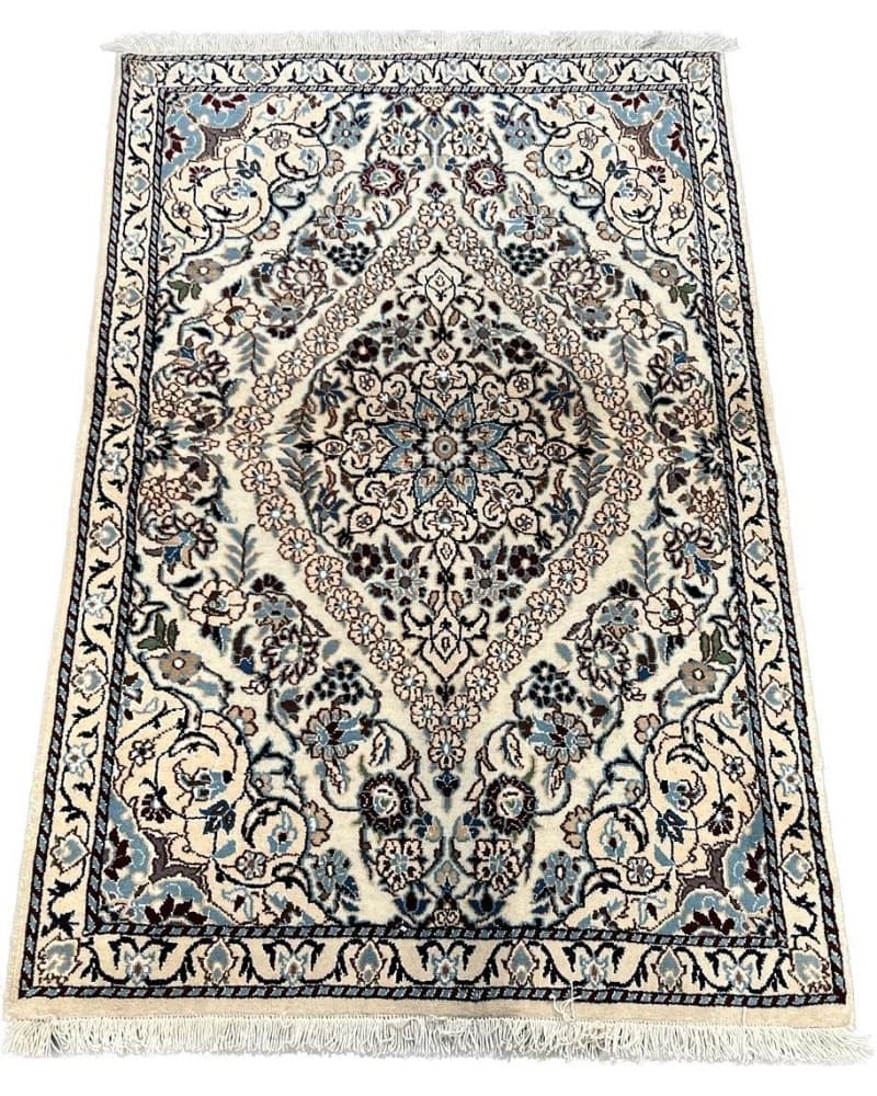 Nain Wool & Silk view 2