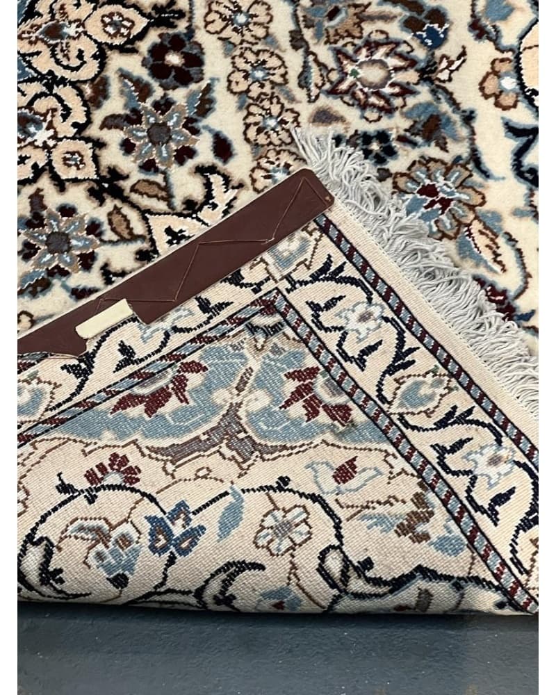 Nain Wool & Silk view 4