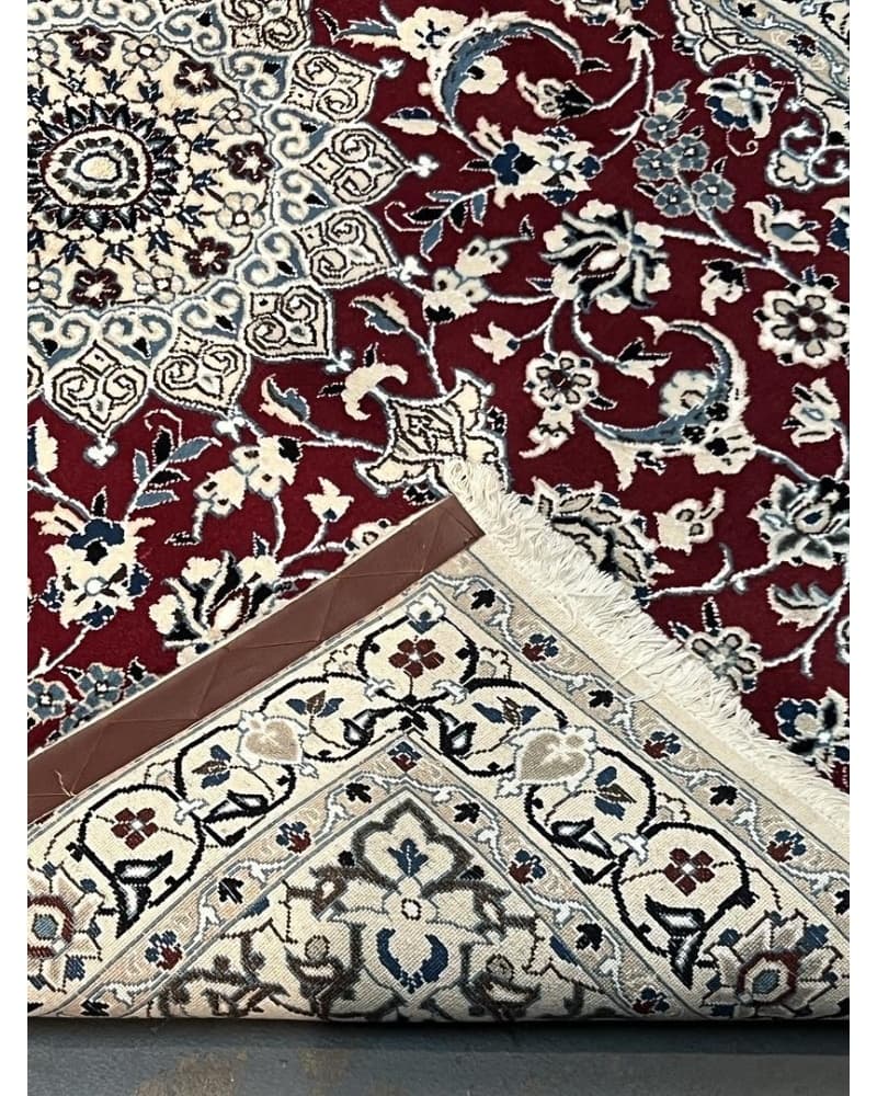 Nain Wool & Silk view 4