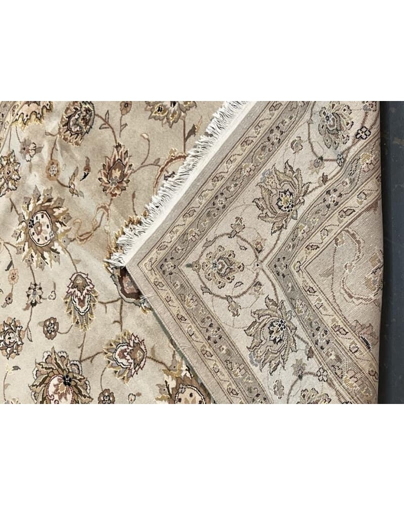 Tabriz Design Wool & Silk view 4