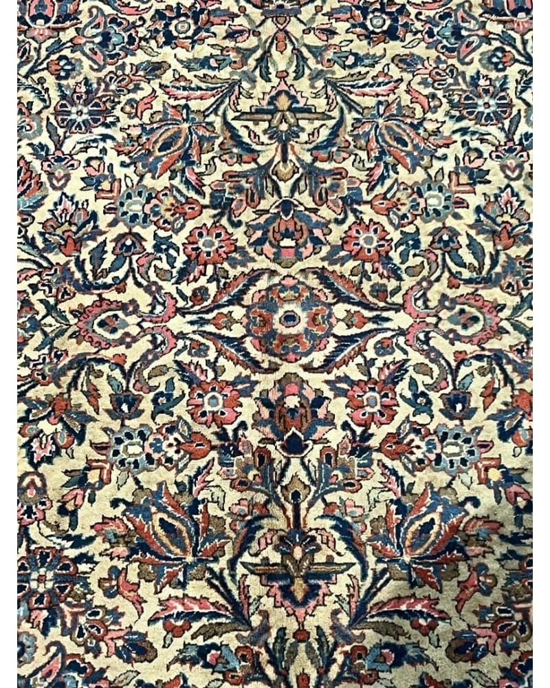 Kashan Wool view 3