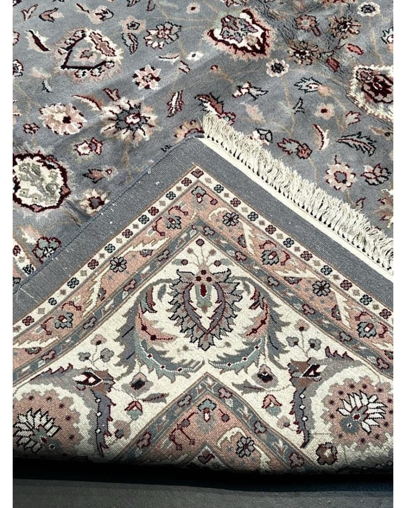 Kashan Wool view 4