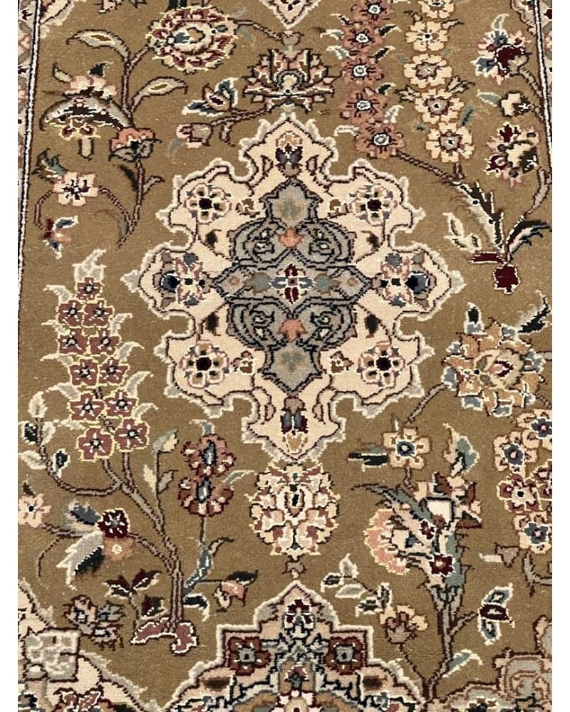 Nain Design Wool & Silk view 3