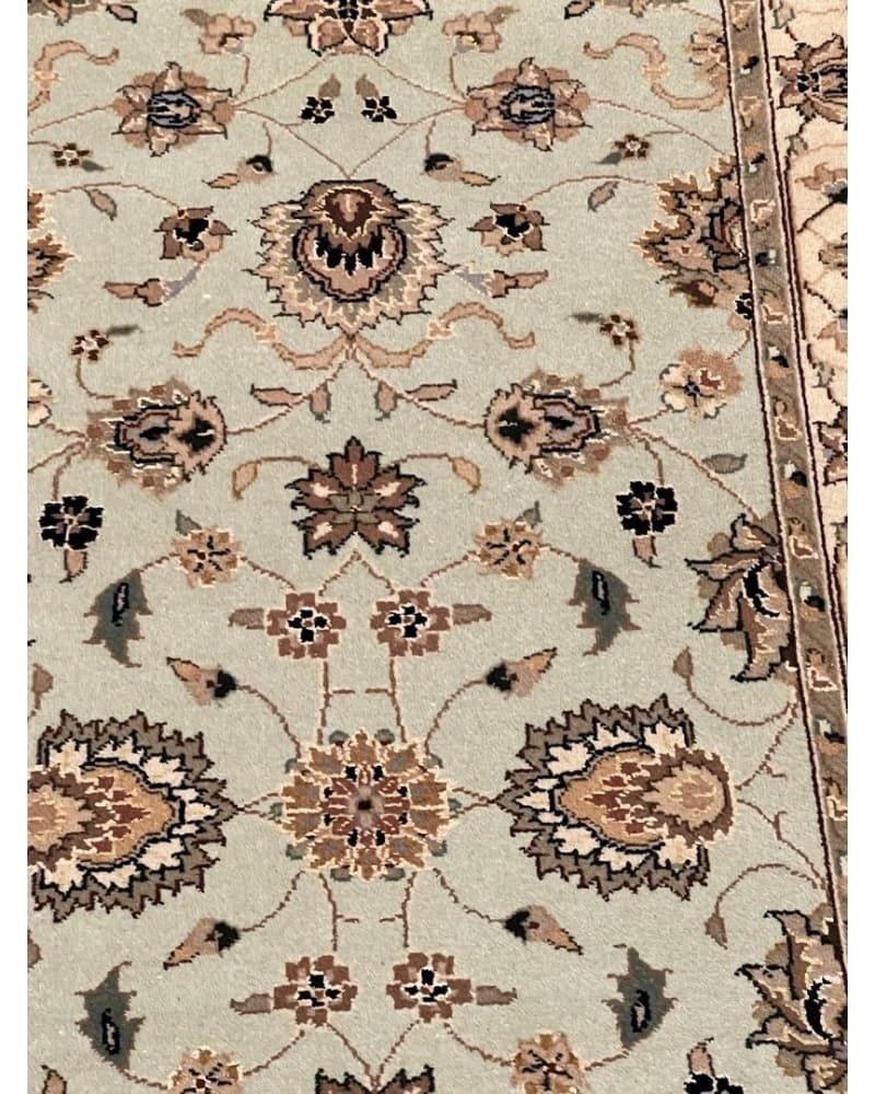 Tabriz Design Wool & Silk view 3