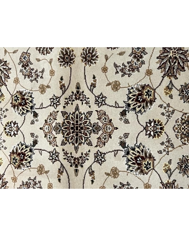 Tabriz Design Wool & Silk view 3