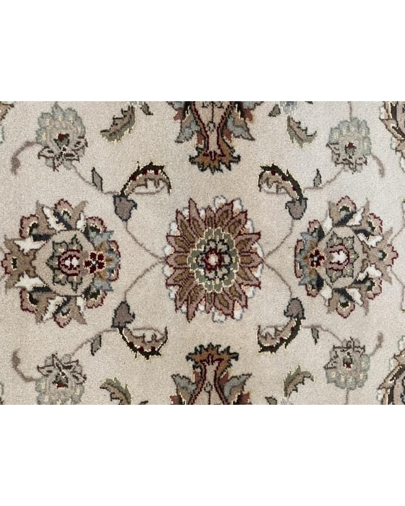 Tabriz Design Wool & Silk view 3