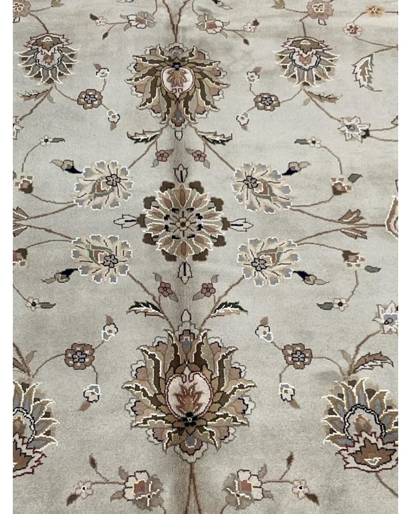 Tabriz Design Wool & Silk view 3