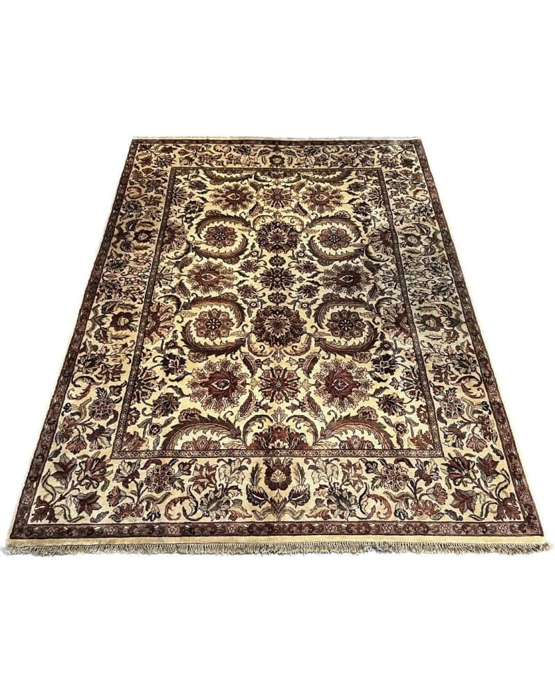 Khorasan Wool view 2