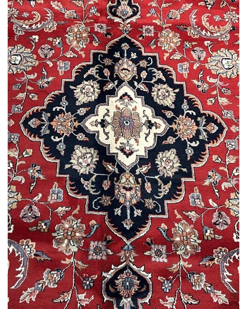 Kashan Wool view 3