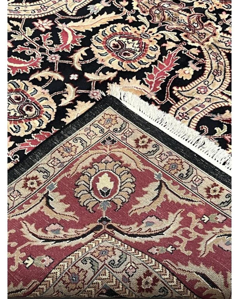 Kashan Wool view 4