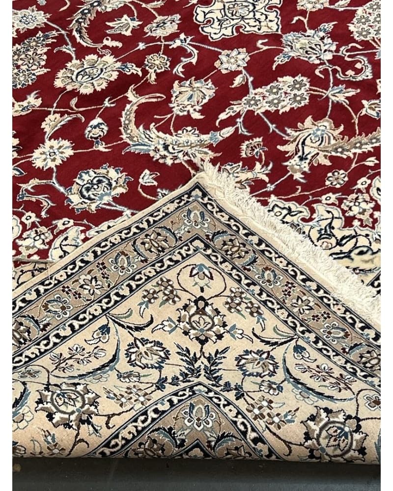 Nain Wool & Silk view 3