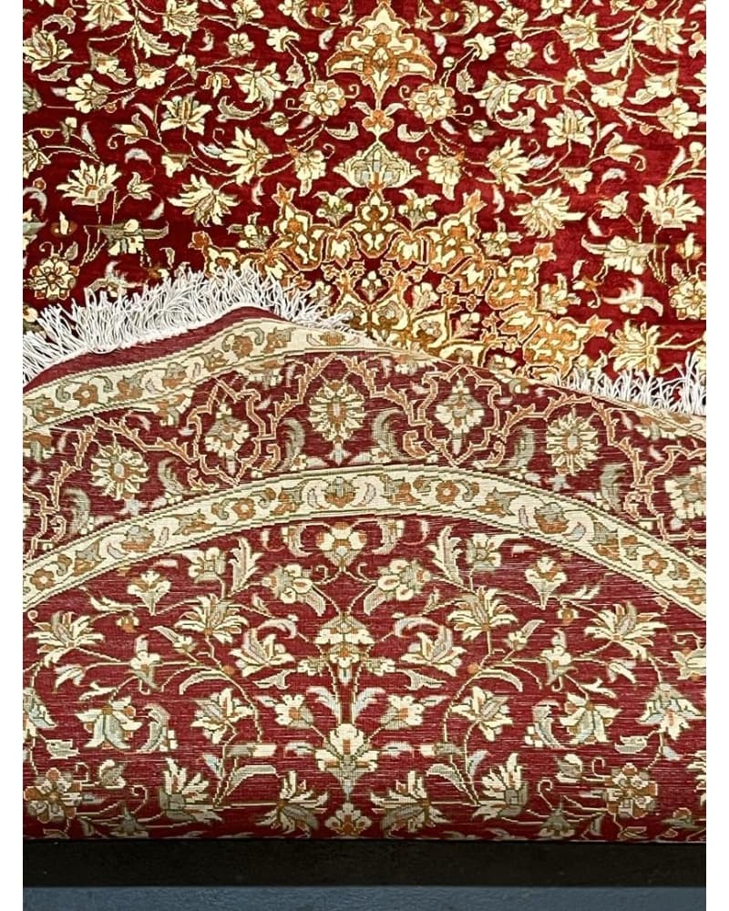 Qum Silk view 4
