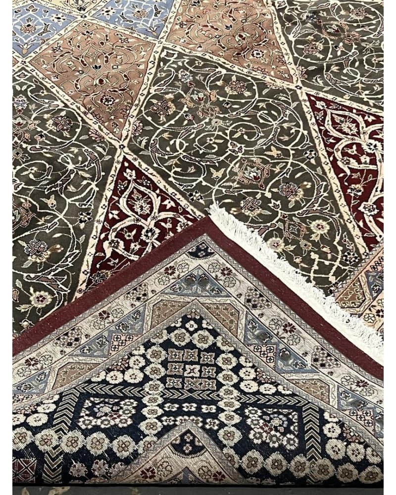 Tabriz Design Wool & Silk view 4