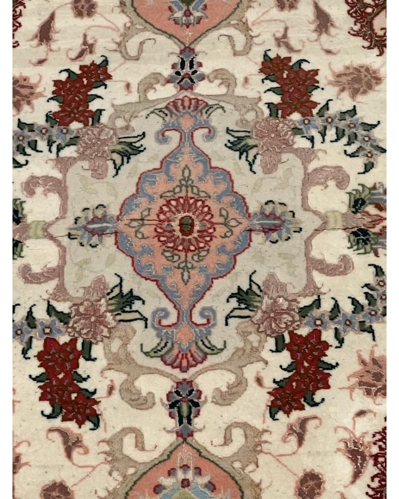 Tabriz Wool view 3