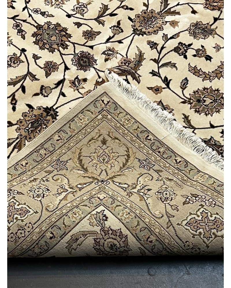 Tabriz Design Wool & Silk view 4