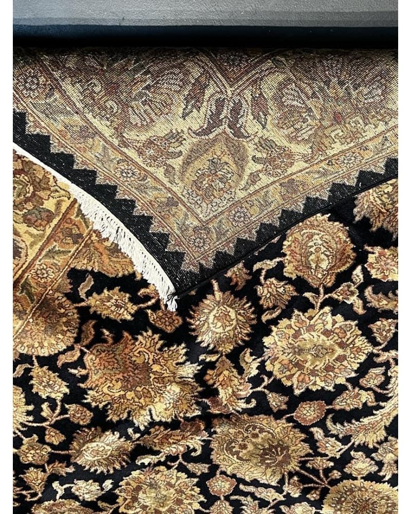 Khorasan Wool view 4