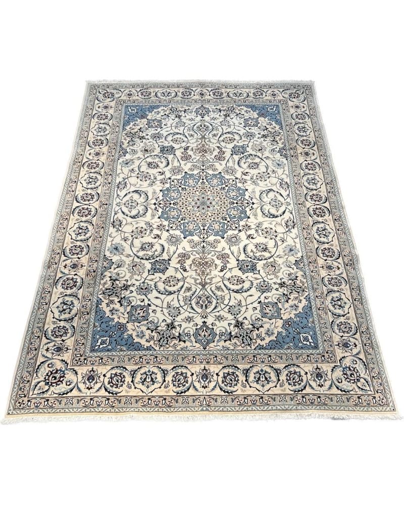 Nain Wool & Silk view 2