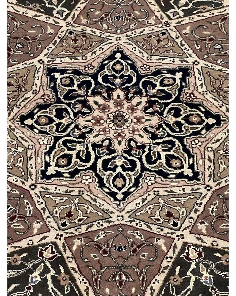 Tabriz Design Wool & Silk view 3