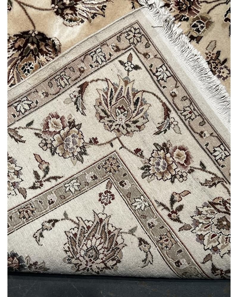 Tabriz Design Wool & Silk view 4